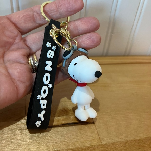 Snoopy Key Chain/Charm - Picture 1 of 7